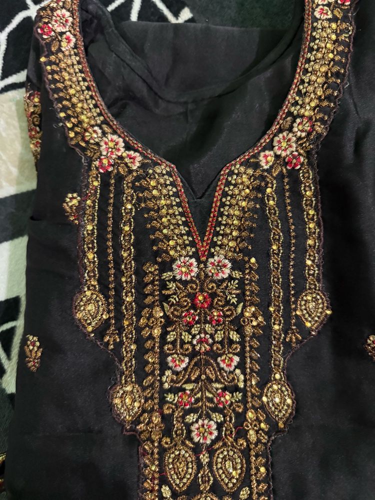 Elegant Embroidered Black Kurta