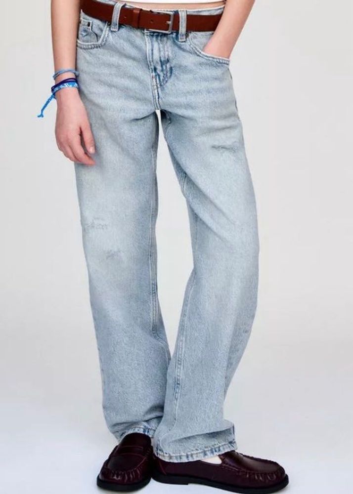 Light Wash Zara Denim Jeans original with free top