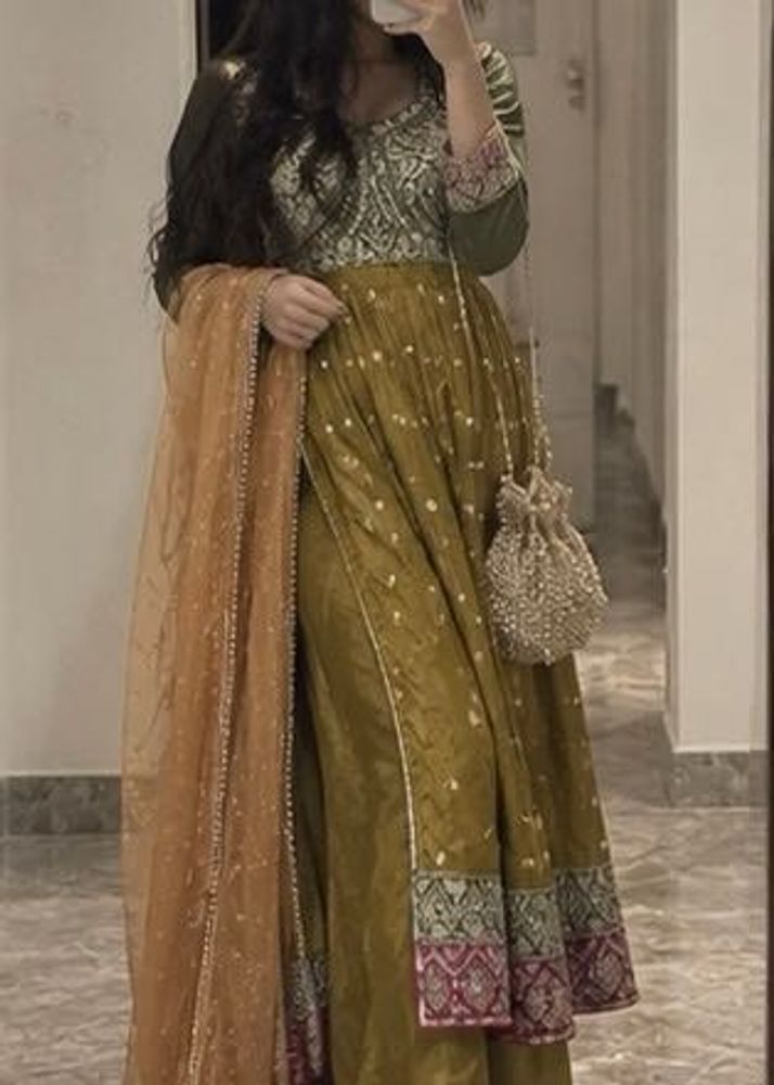 Elegant Olive Green Kurta Set
