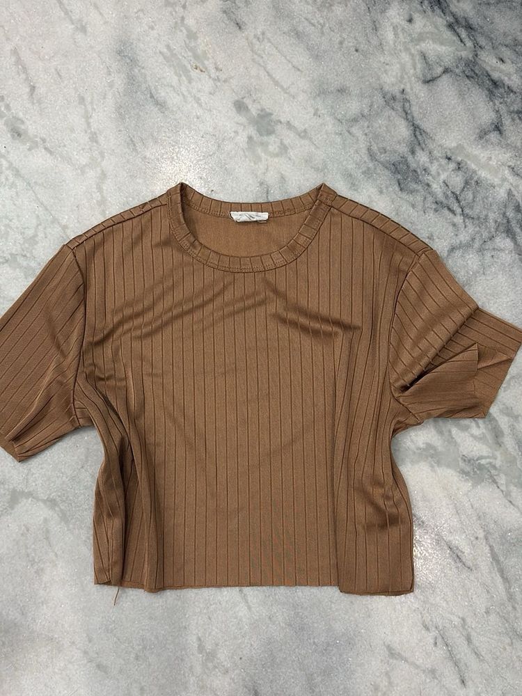 Ribbed Knit Cropped Baby tee