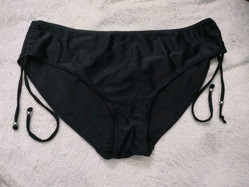 Black Bikini 🥰 Bottoms