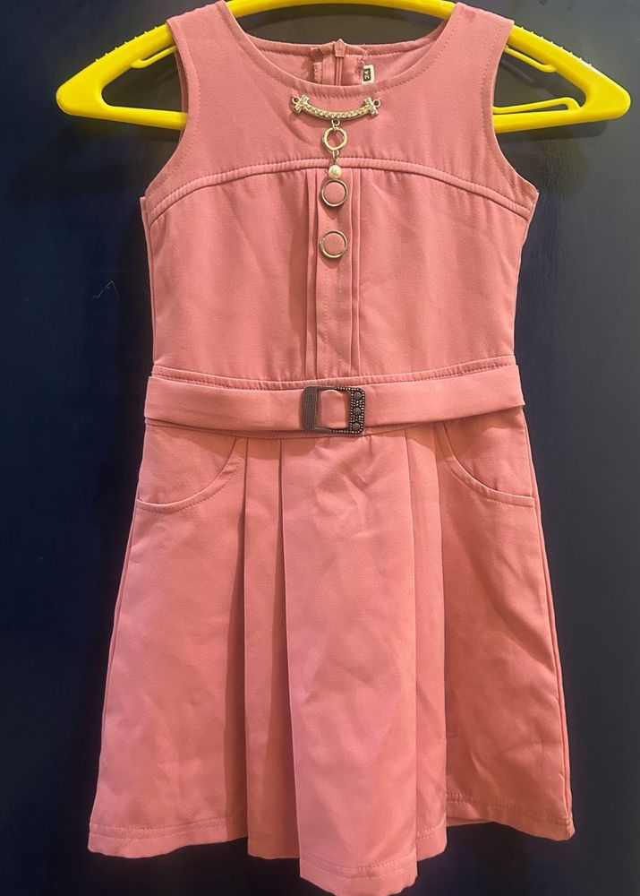 Cute Pink Girls Dress size 24 fits 4-5 year ols