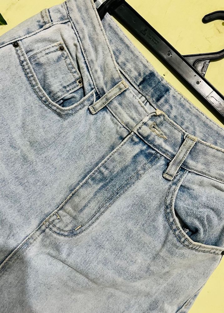 Light Wash Denim Jeans