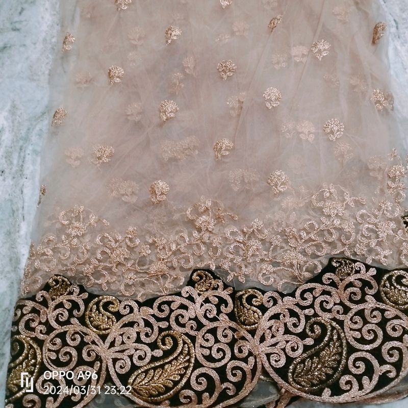 8 Meter Net Fabric With Heavy Border