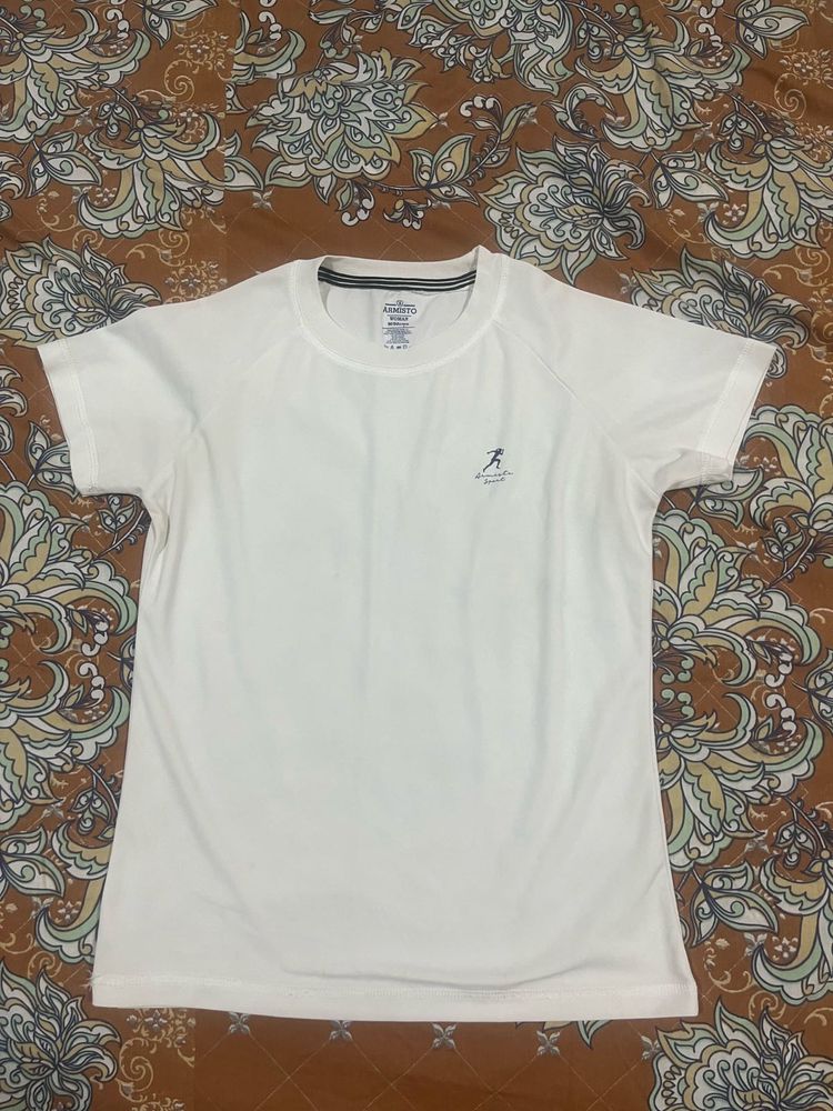 women sports tee