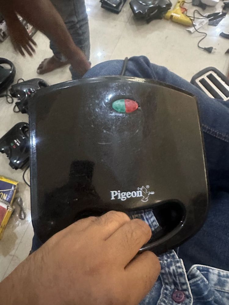 Peigon Sandwich Maker