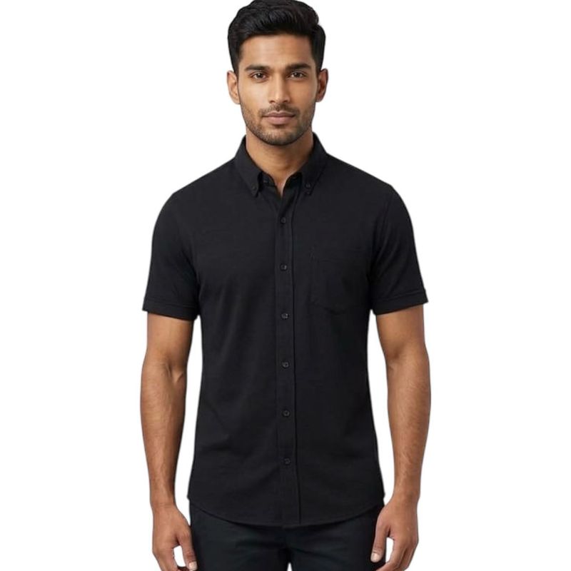 Men's Black Short Sleeve Button-Up Shirt