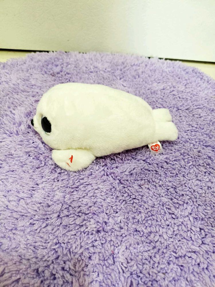 Adorable TY Beanie Baby Seal Plush