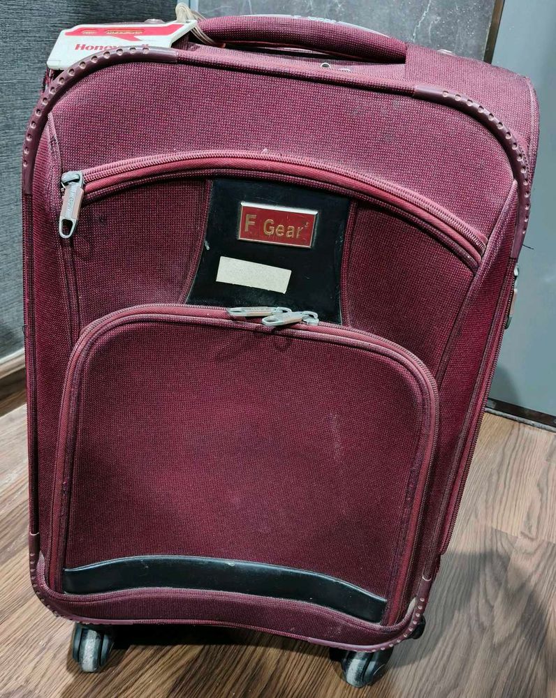 F Gear Large Luggage