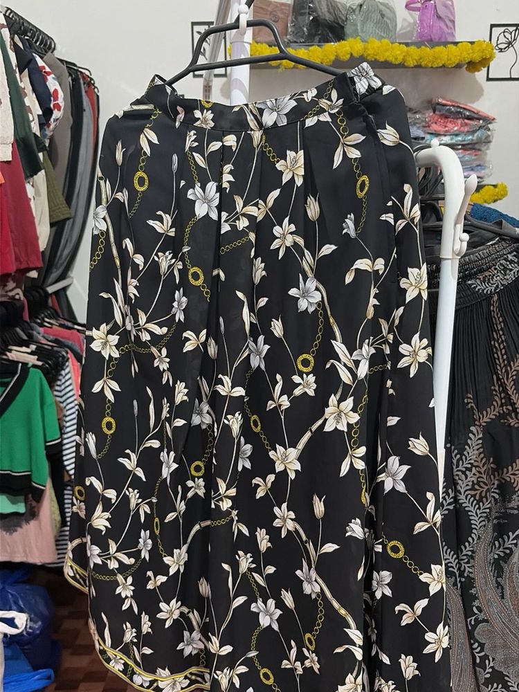 Floral Print skirt