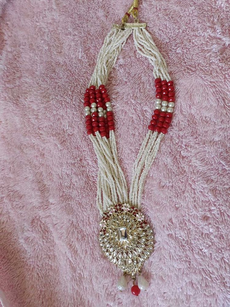 Beaded Necklace with Pendant