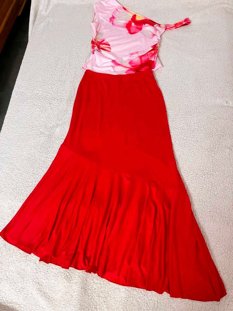 Red Maxi skirt with Floral Top