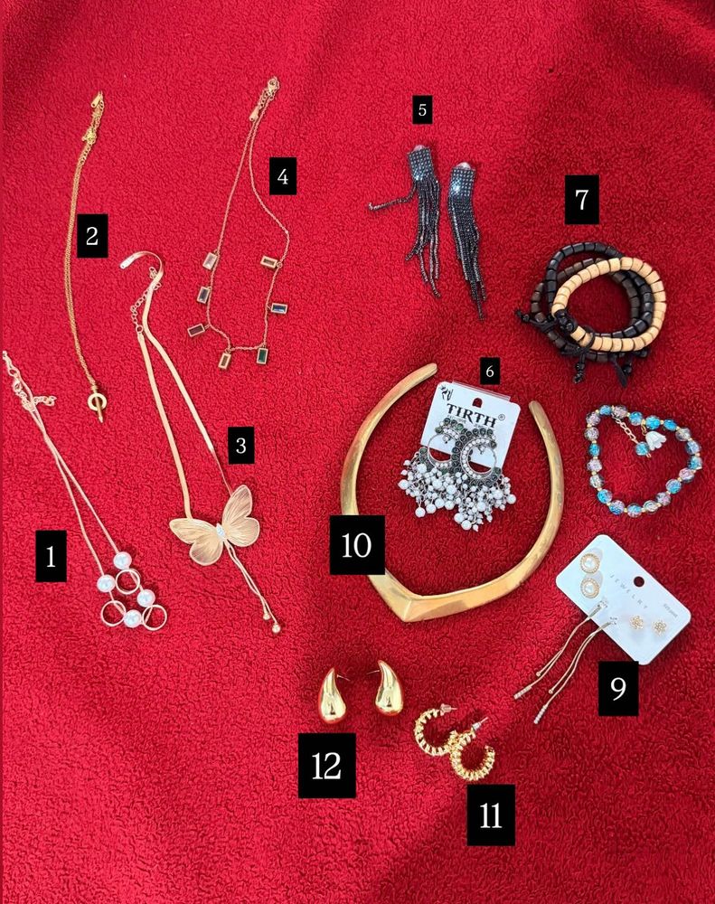 Assorted Jewelry Set