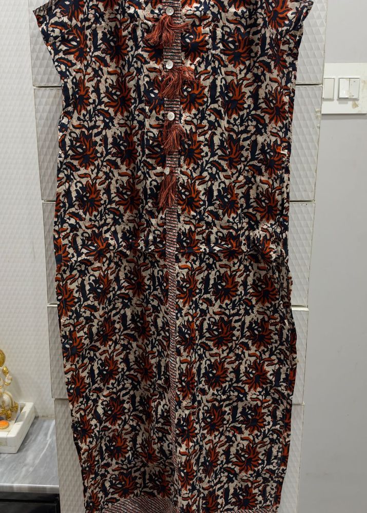 Floral Print Kurta with Tassels