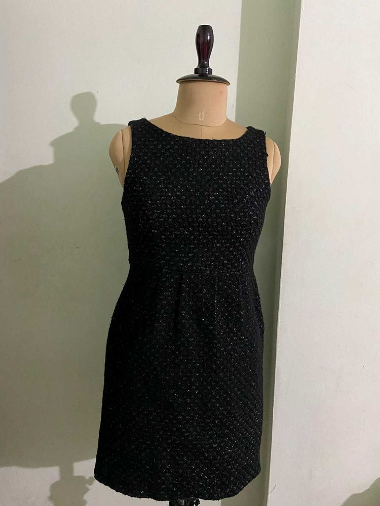 Elegant black Dress