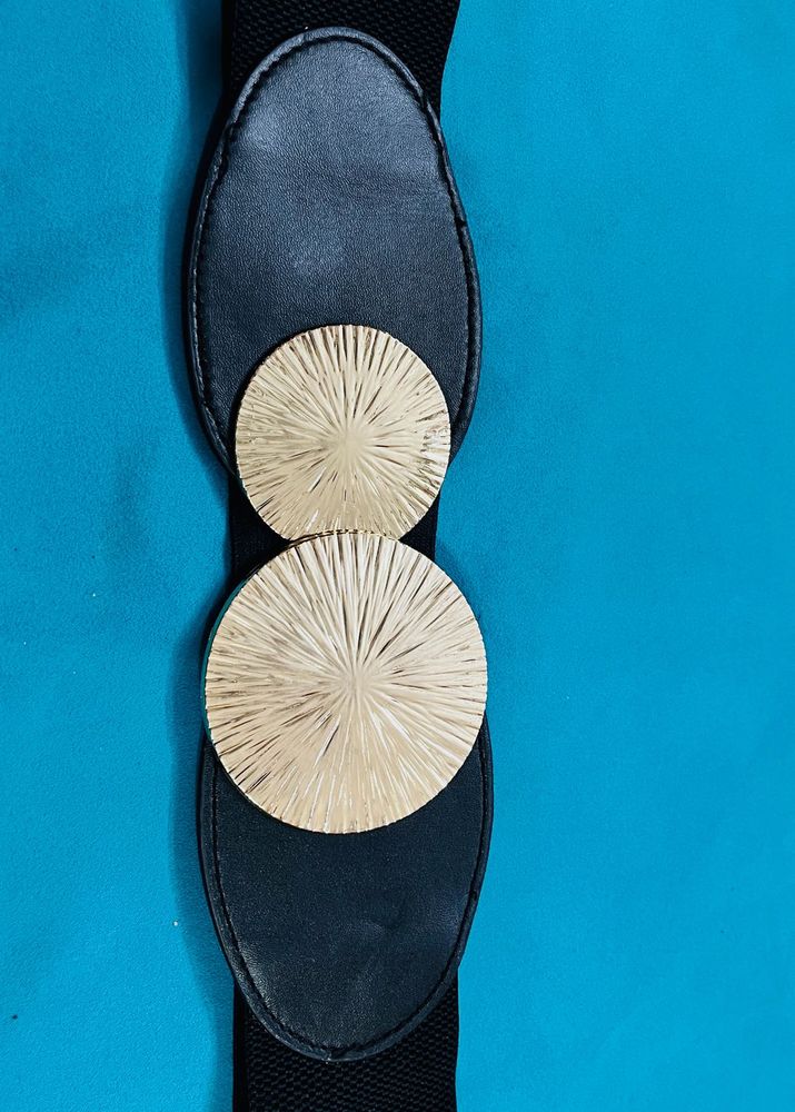 Fashionable Black Elastic Belt with Gold Buckle