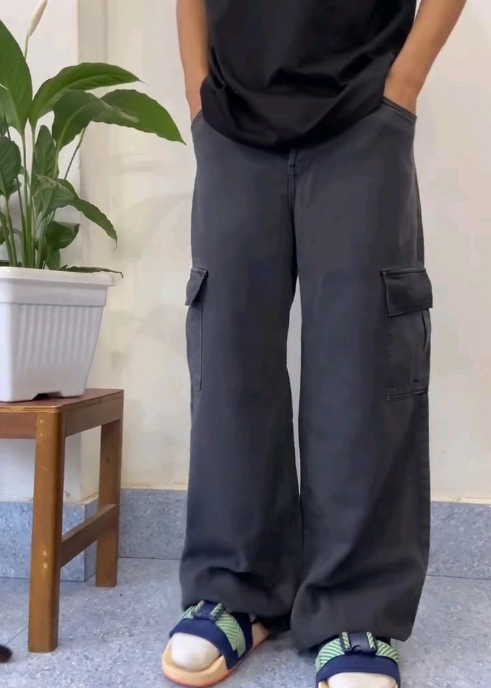 Baggy Cargo Jeans