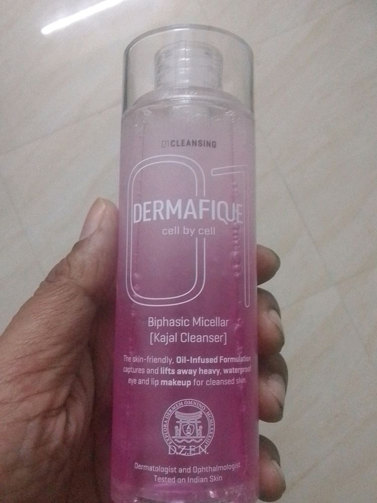 Dermafique Biphasic Micellar Kajal Cleanser,140ml