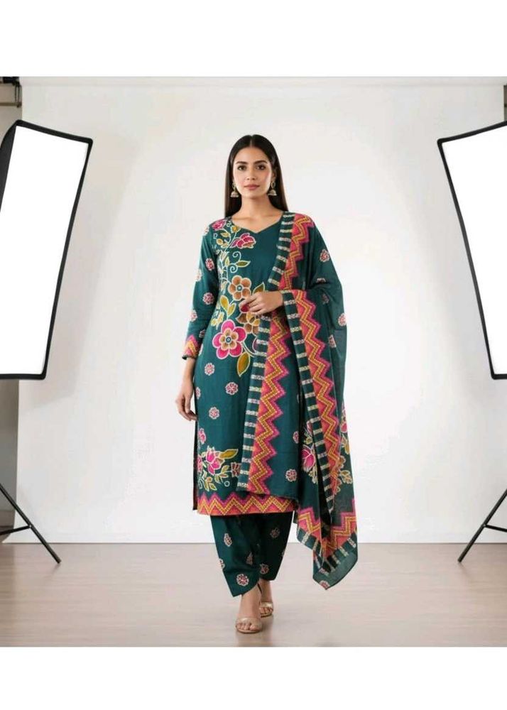 Unstitched Navy blue colour suit