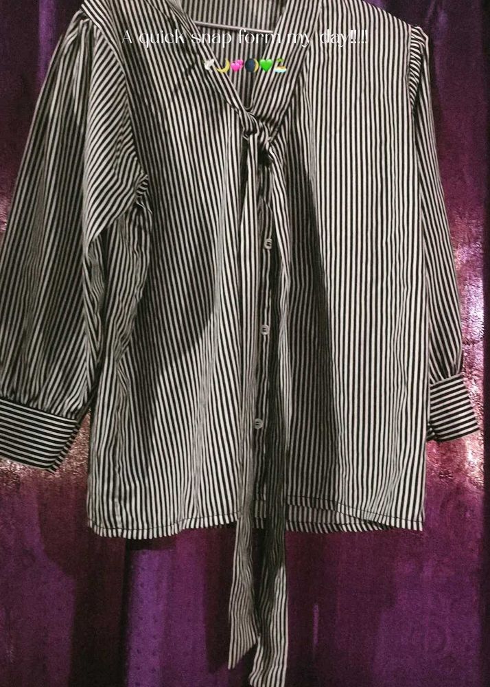Chic Striped Tie-Neck Blouse