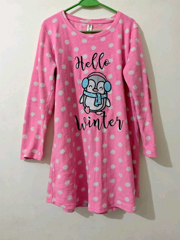Cute 'Hello Winter' Night Suit