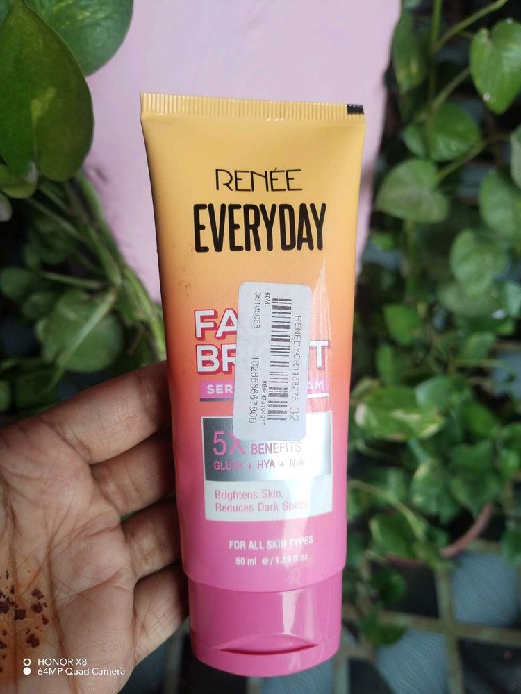 Renee bright cream