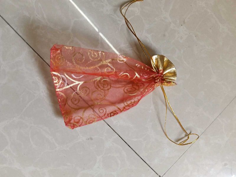Elegant Red &amp; Gold Drawstring Pouch- pack of 40