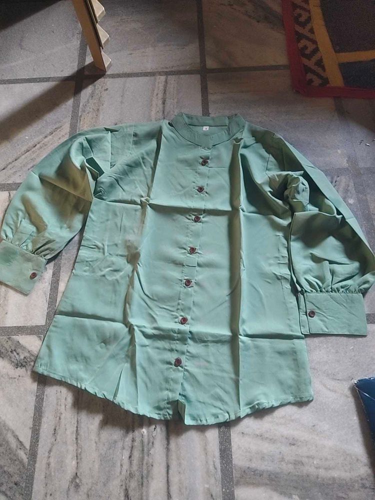 Elegant Mint Green Long Sleeve Top