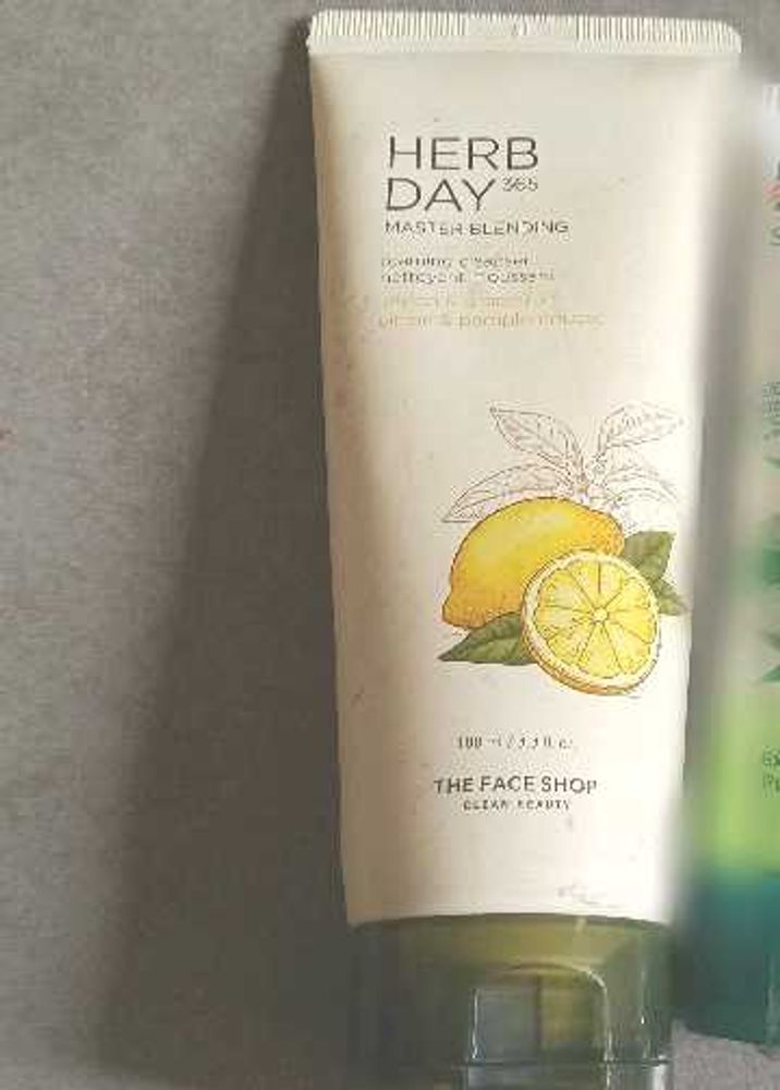 Foaming Cleanser