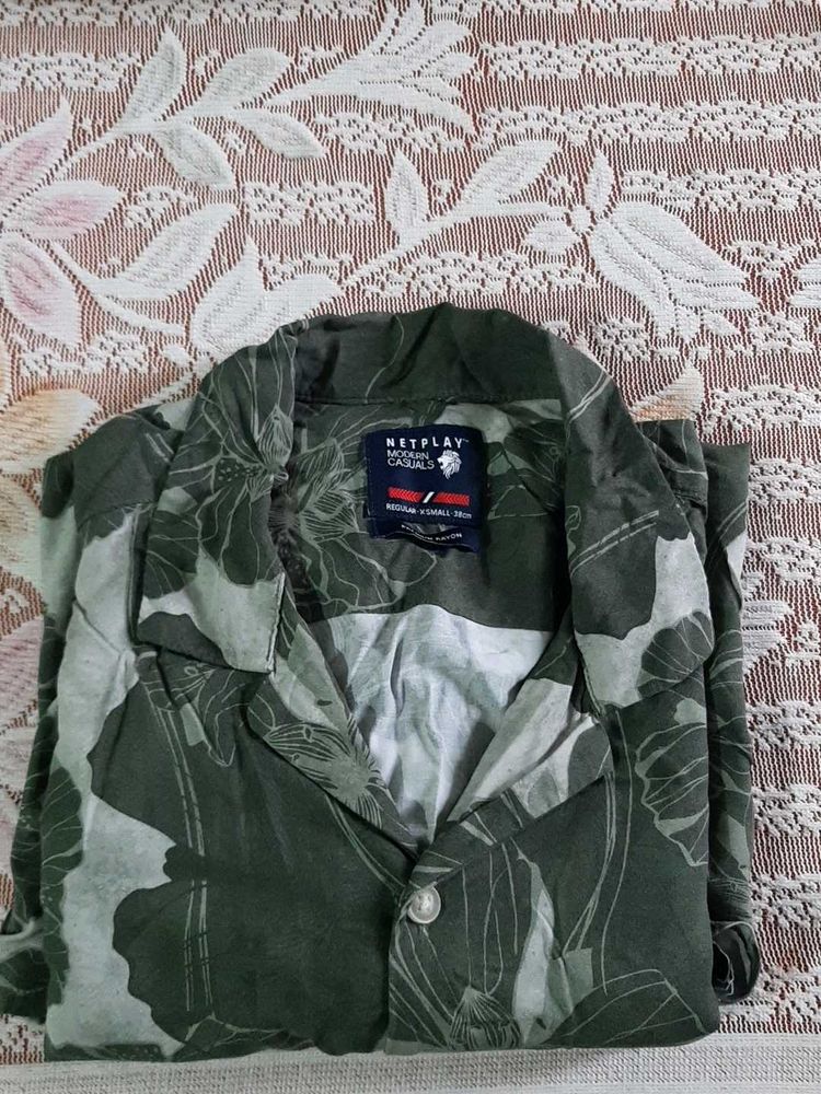 Netplay Green Floral Print Shirt