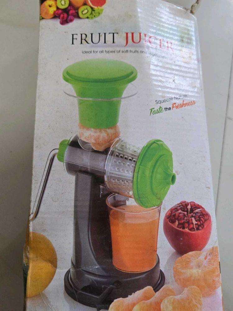 Manual Fruit Juicer for Soft Fruits