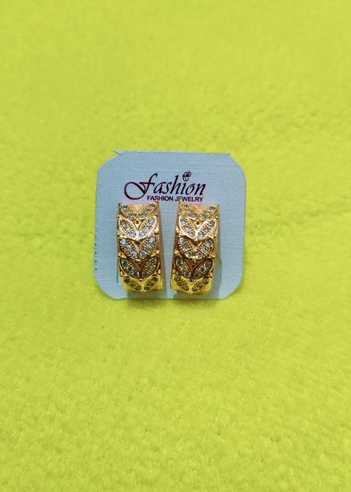 Ad Stone Half Circle Hoops
