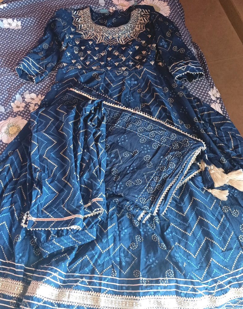 Beautiful Anarkali Suit Set