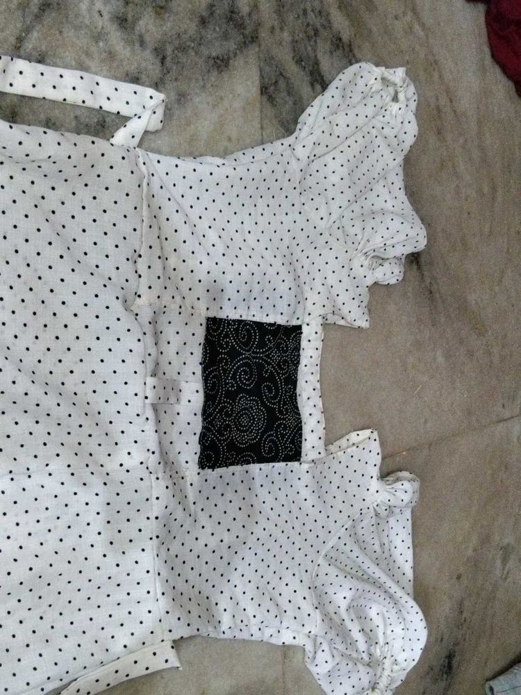 Polka Dot Blouse with Ruffled Sleeves