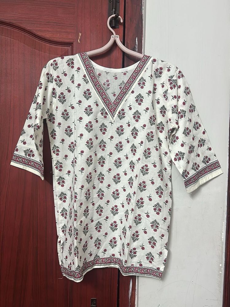 White Floral Print short Kurta