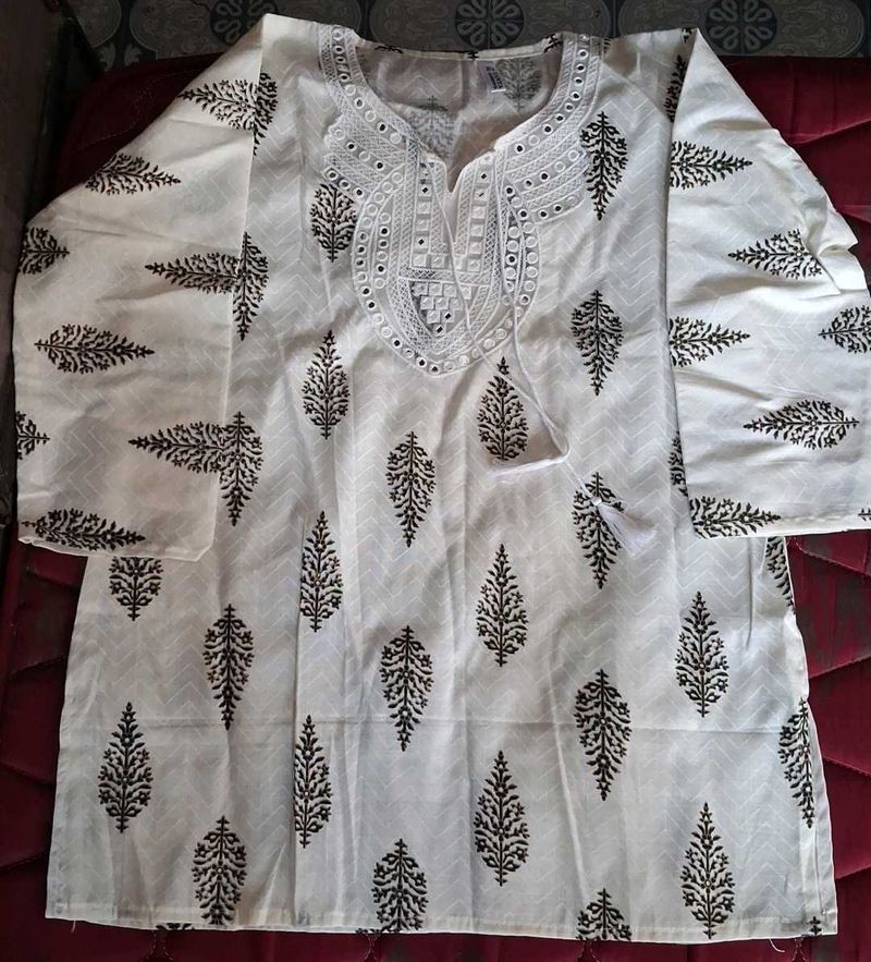 White Kurta with Black Leaf Print