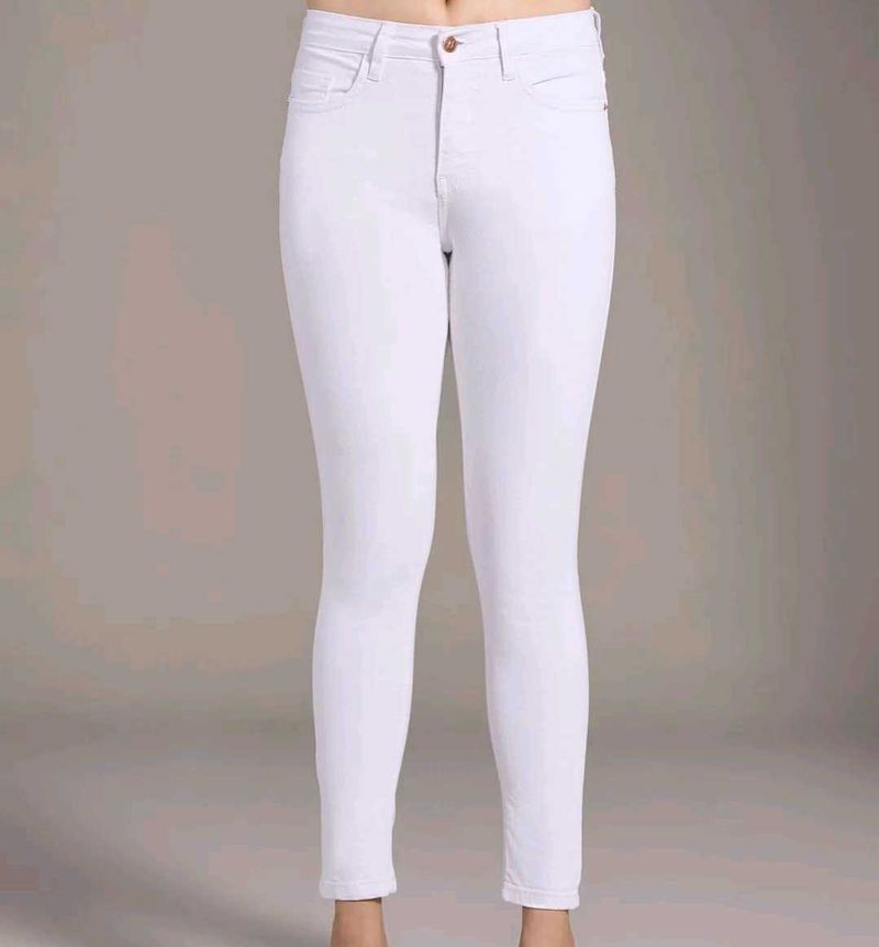 Classic White Skinny Jeans