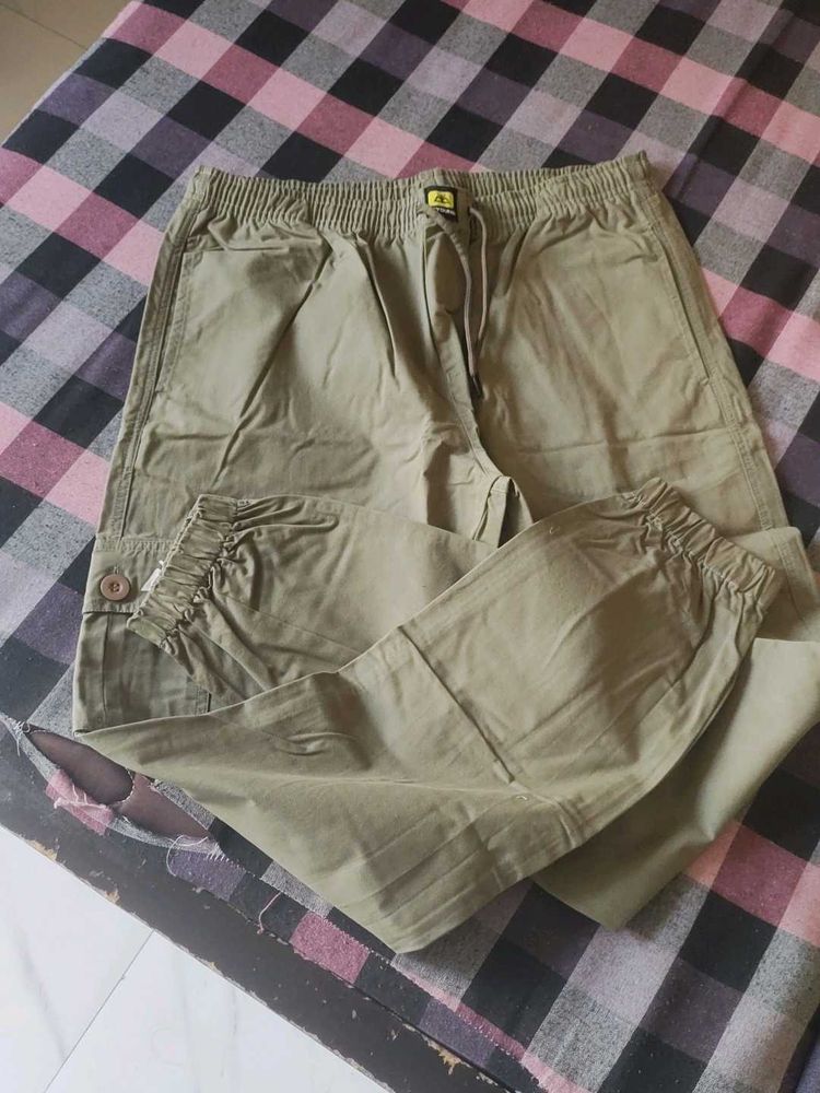 Joggers/Cargo Pants