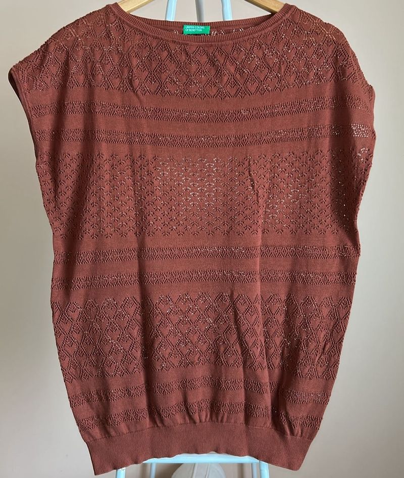 Chic Textured Brown Top