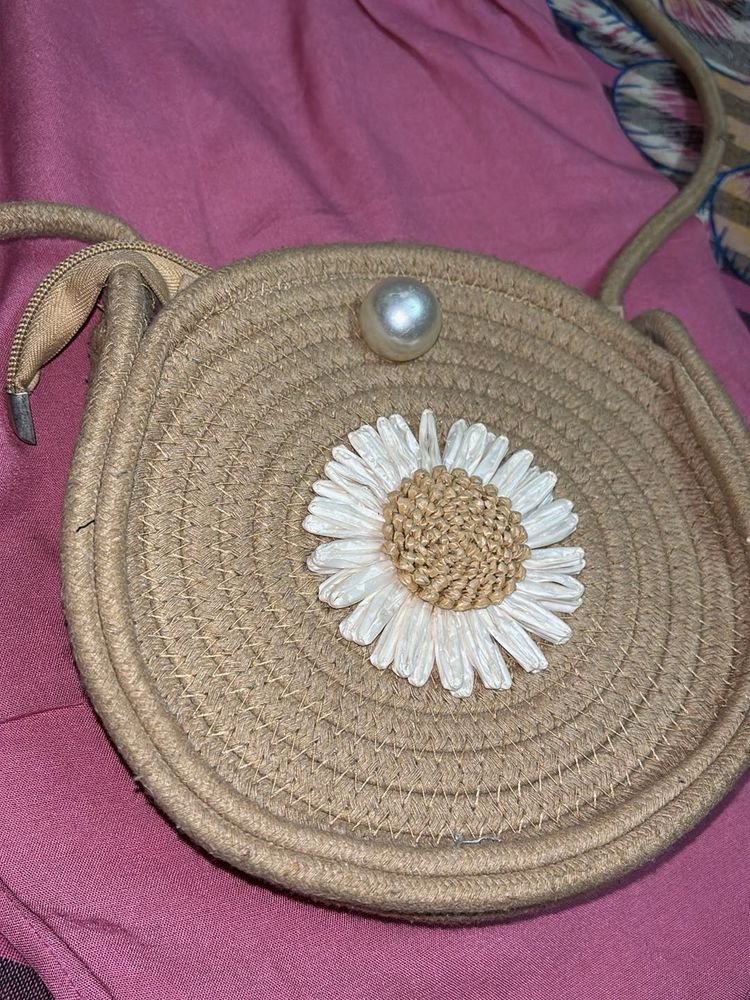 Boho Daisy Rope Round Bag