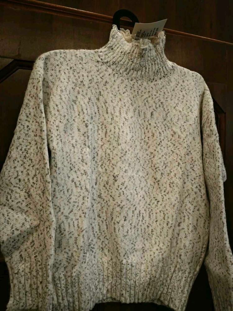 Cozy Speckled Turtleneck Sweater