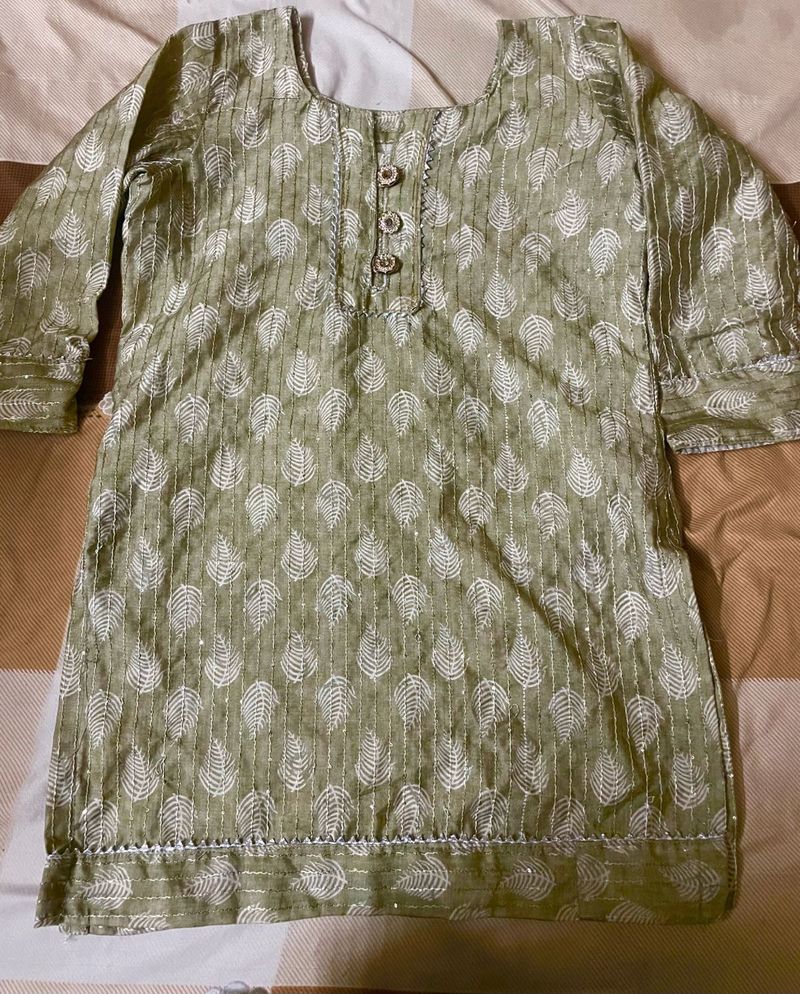 Olive Green Leaf Print Kurta