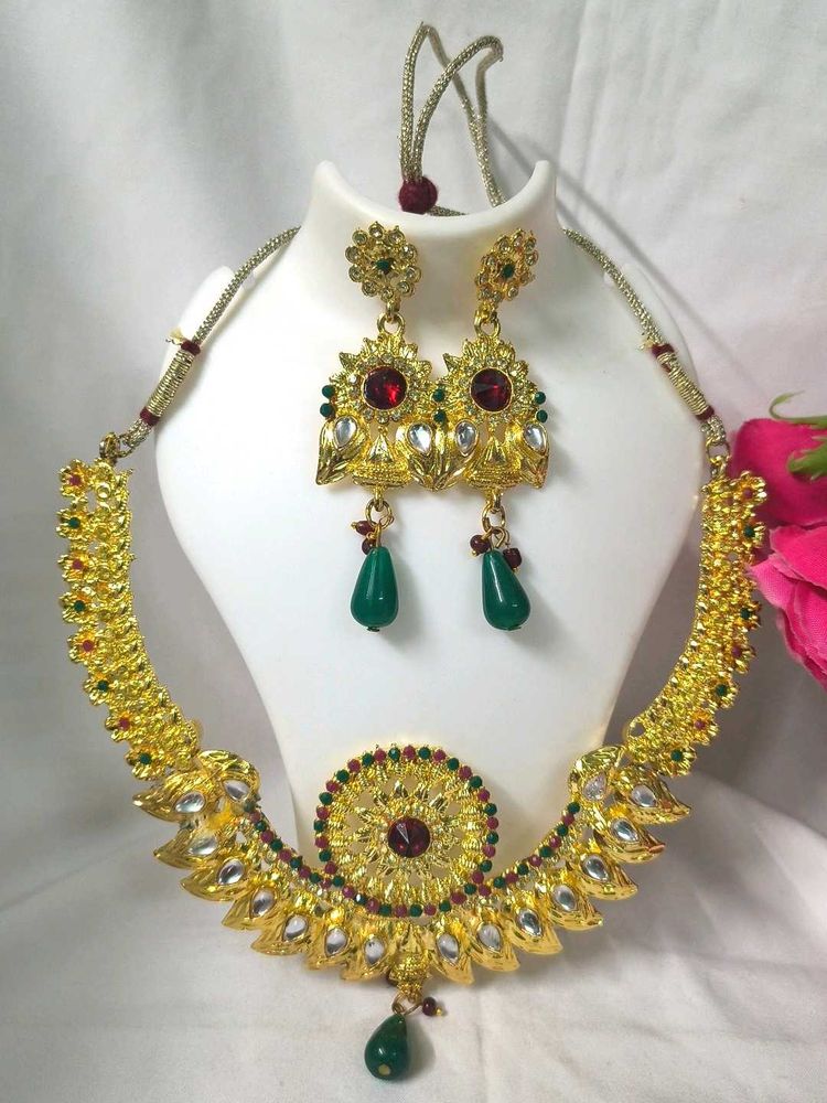 Exquisite Gold Plated Necklace Set