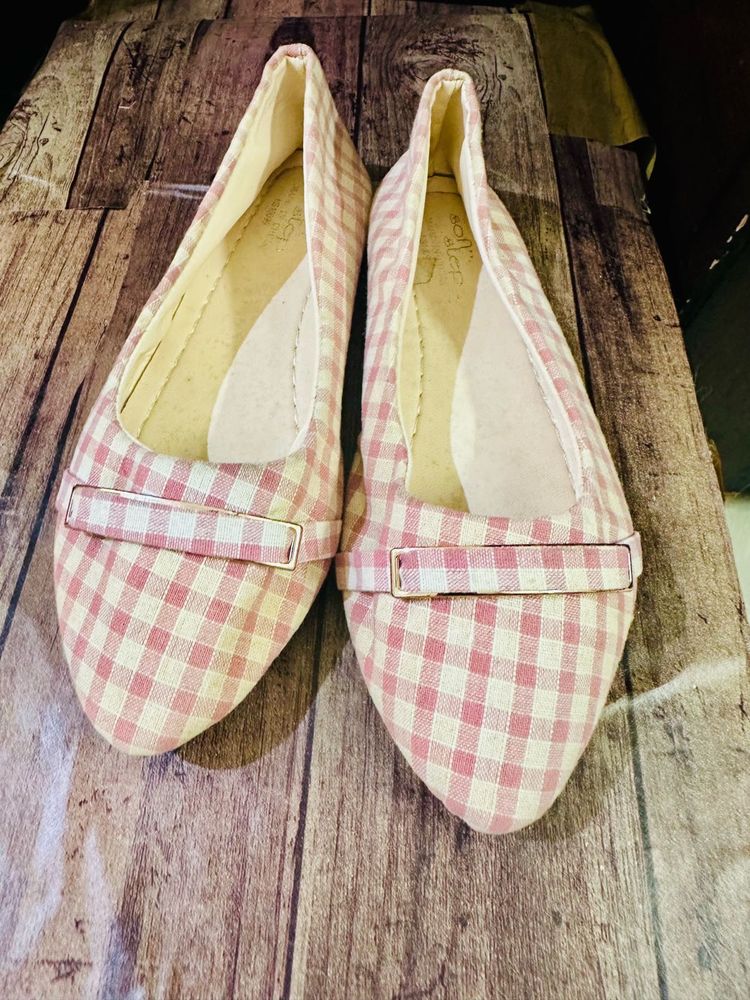 Cute Pink Gingham Ballet Flats