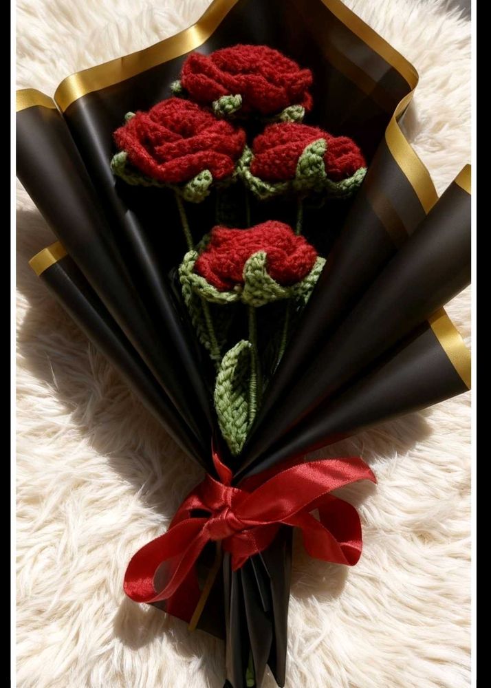Crochet Red Rose Bouquet