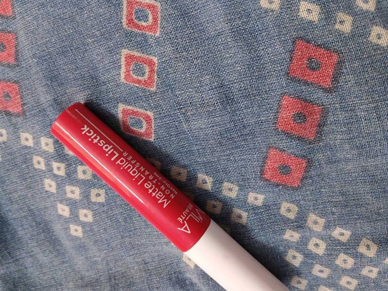 Matte Liquid Lipstick - Non-Transfer