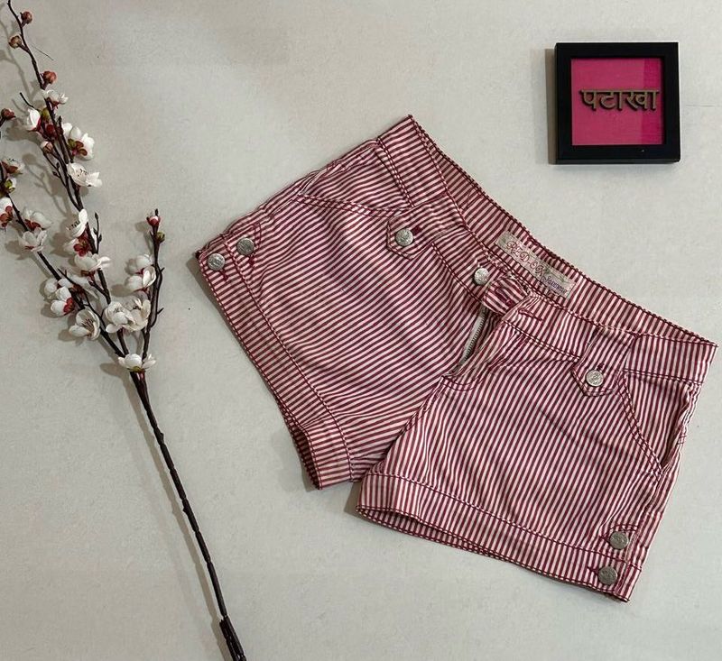 Pink &amp; White Cute Striped Shorts