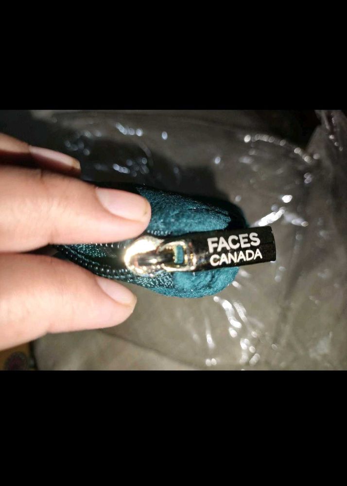 Vintage Faces Canada Makeup pouch