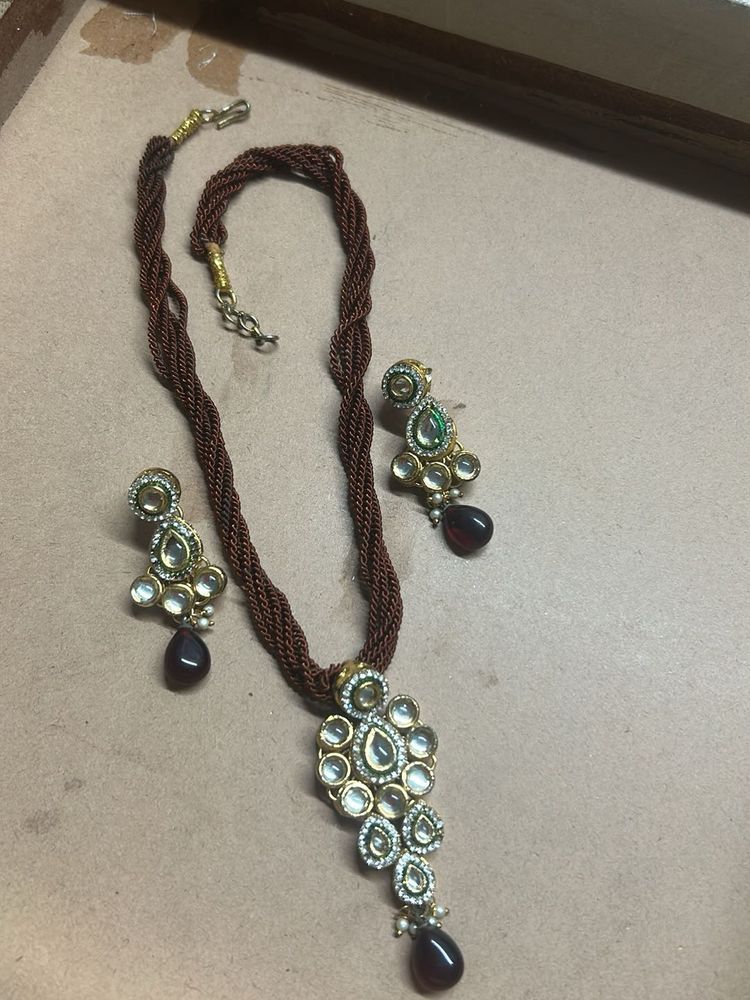 Elegant Necklace and Earring Set