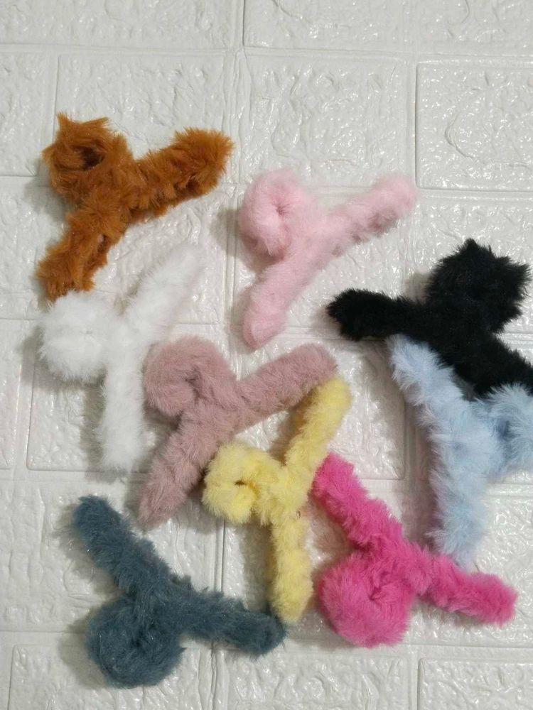 ✨2 piece soft fur hair claw clutcher|  trending an